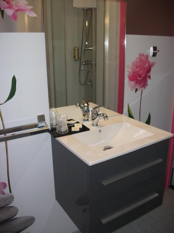 Hotel Le Michelet Gap Room photo